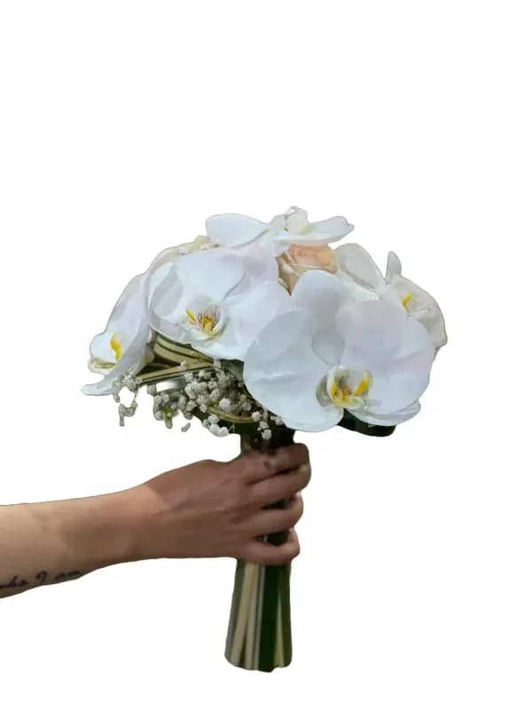 دسته گل عروسی نیم دایره ارکیده سفید کد dst-9 – فروشگاه گل کارا | Kara Flower