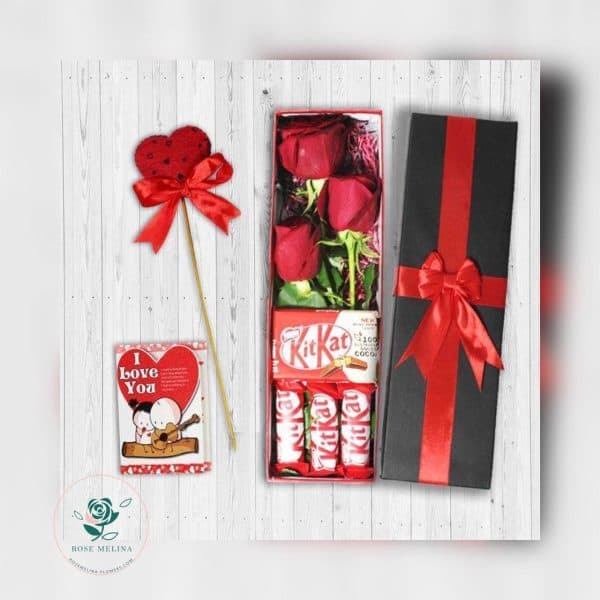 باکس شکلات و گل ولنتاین شماره 06