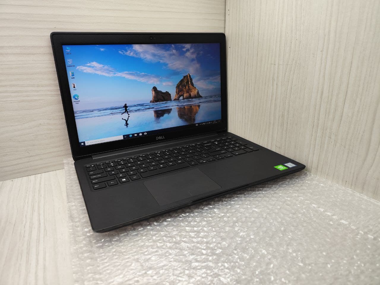 لپتاپ استوک دل مدل Dell Latitude 3500