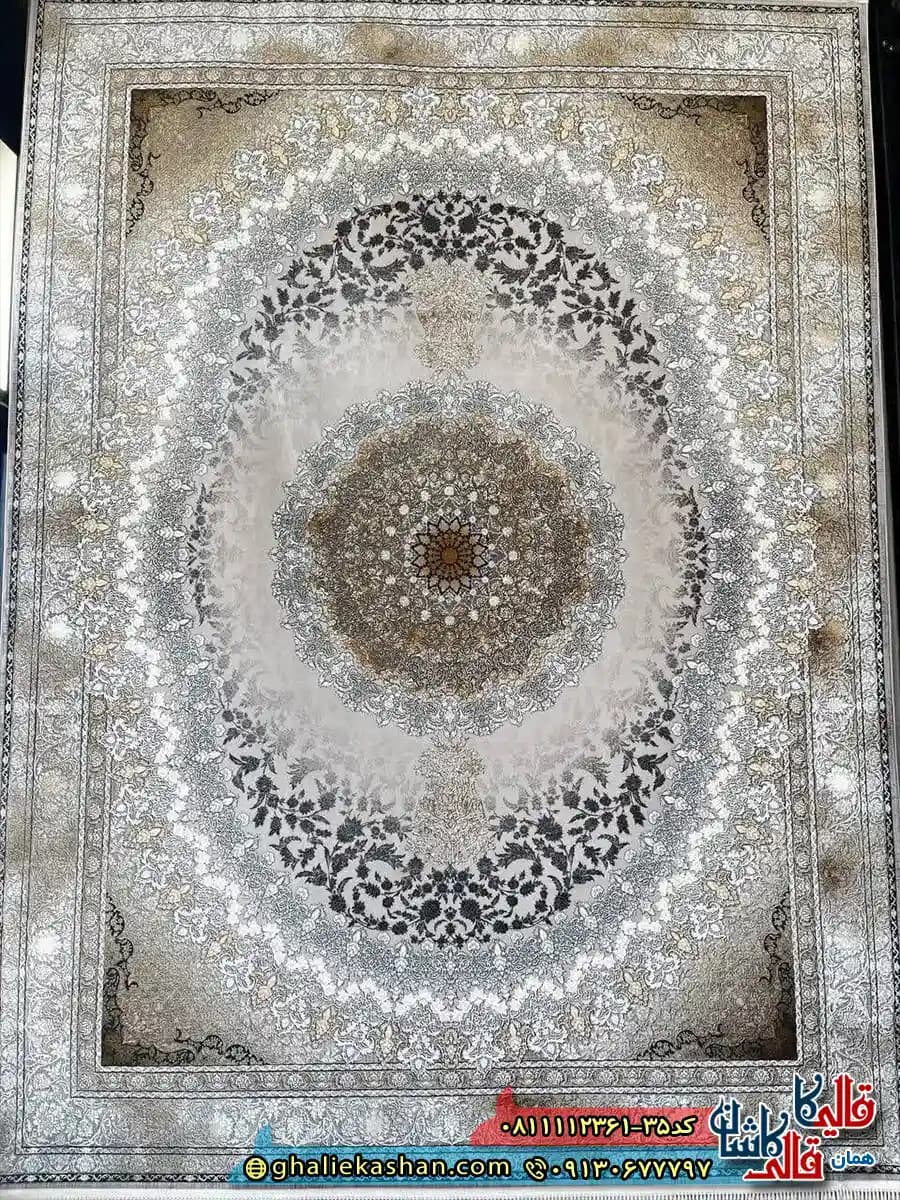 فرش طلاکوب وینتیج 1200 شانه طرح جاوید رنگ کرم صدفی گل برجسته کاشان — تصویر ۳