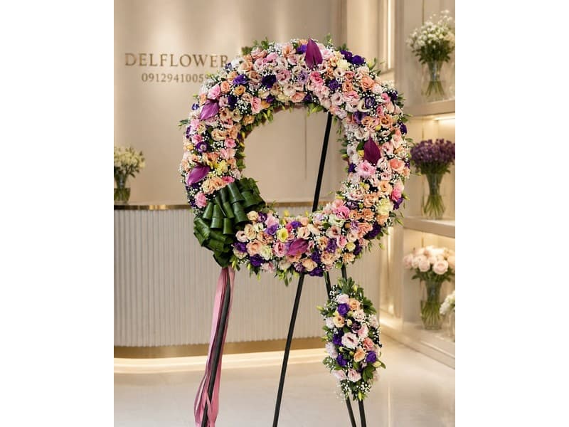 تاج گل پایه‌دار 089767