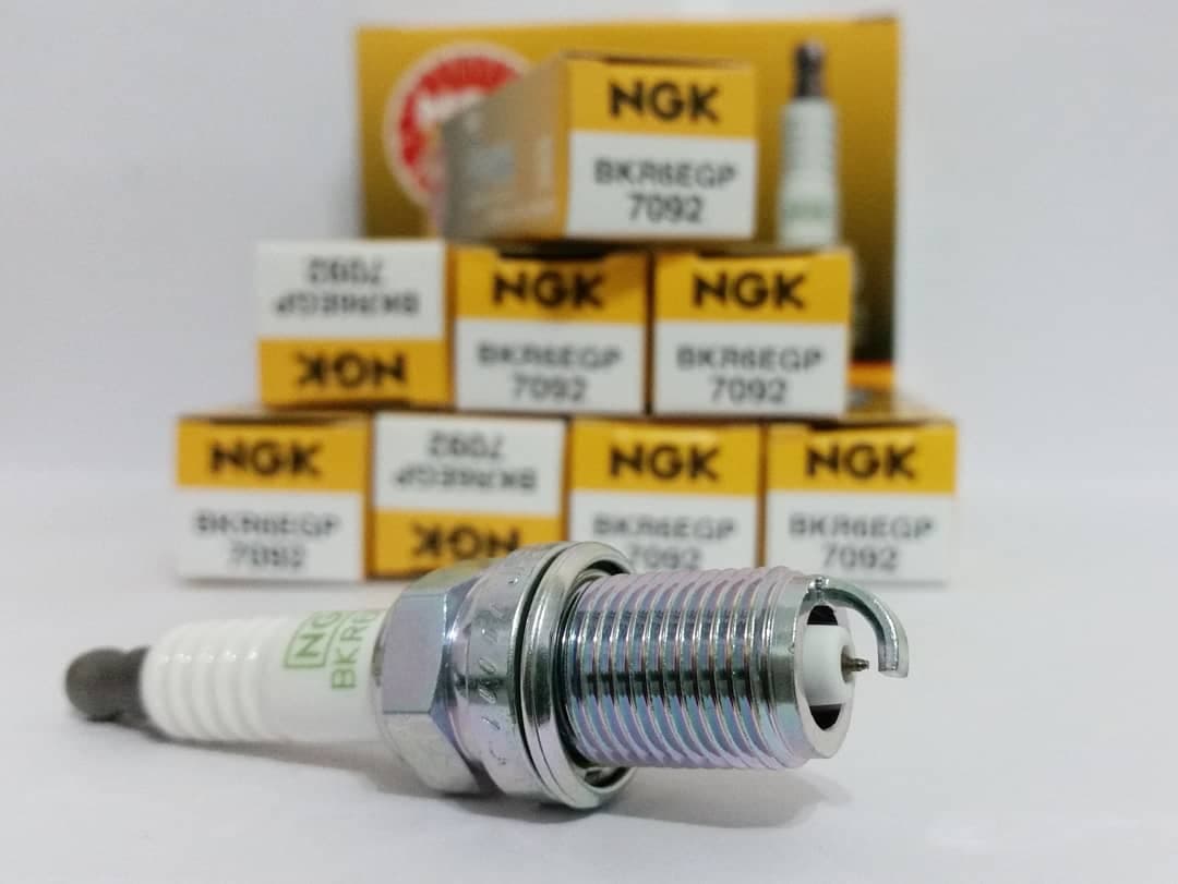 شمع ان جی کی پایه کوتاه سوزنی جی پاور BKR6EGP 7092 مناسب دنا و دنا پلاس و پژو XU7 , سمند EF7