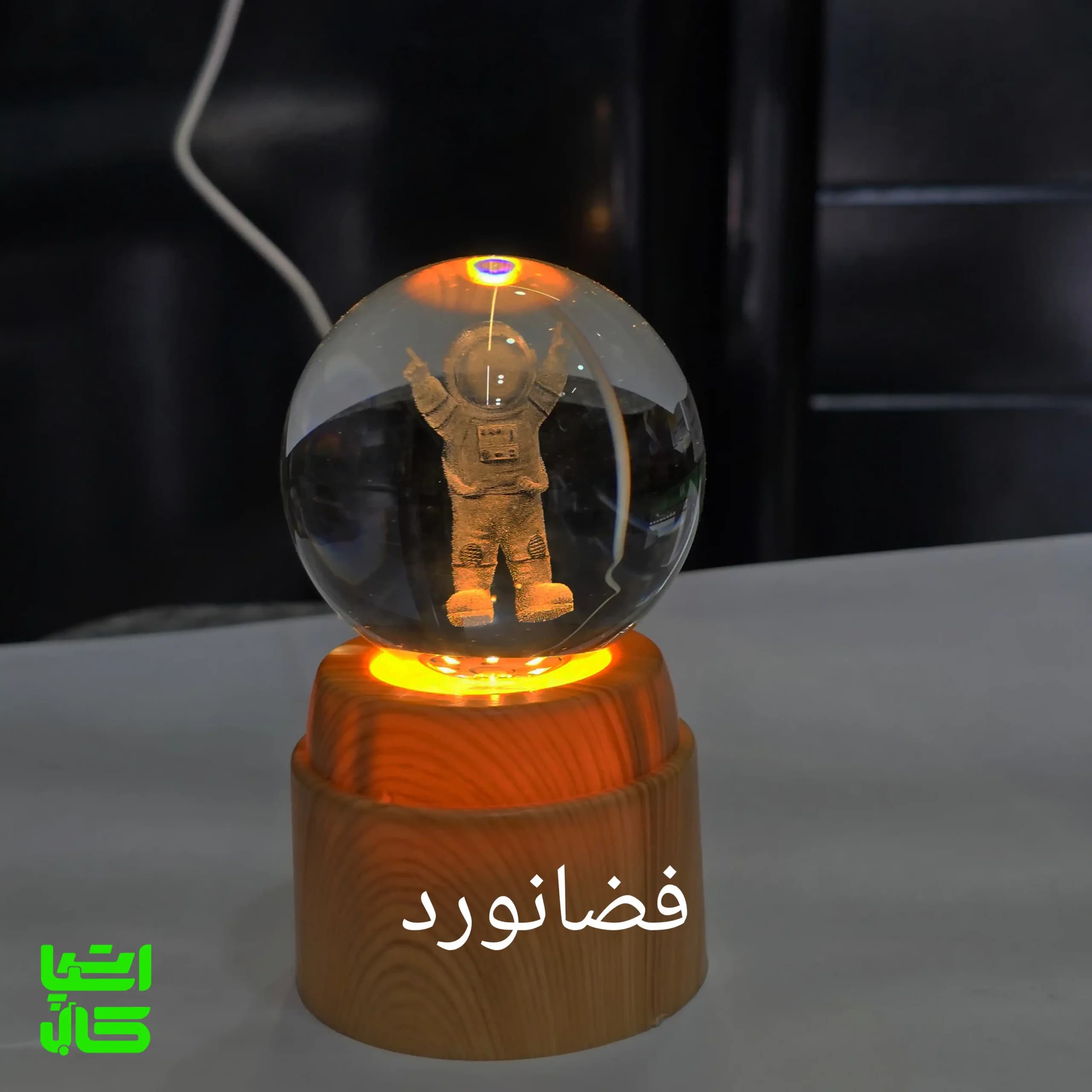 گوی کریستالی چرخشی با نورپردازی LED — تصویر ۱۱