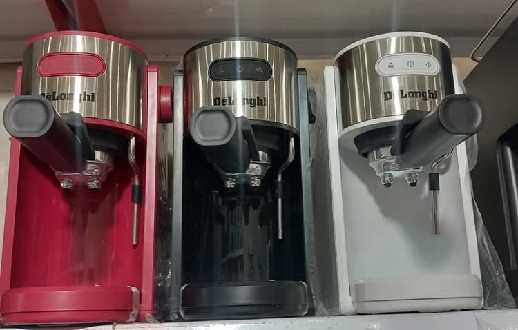 اسپرسو ساز دلونگی مدل EC585 نیمه اتوماتیک ۲۰ بار — تصویر ۴