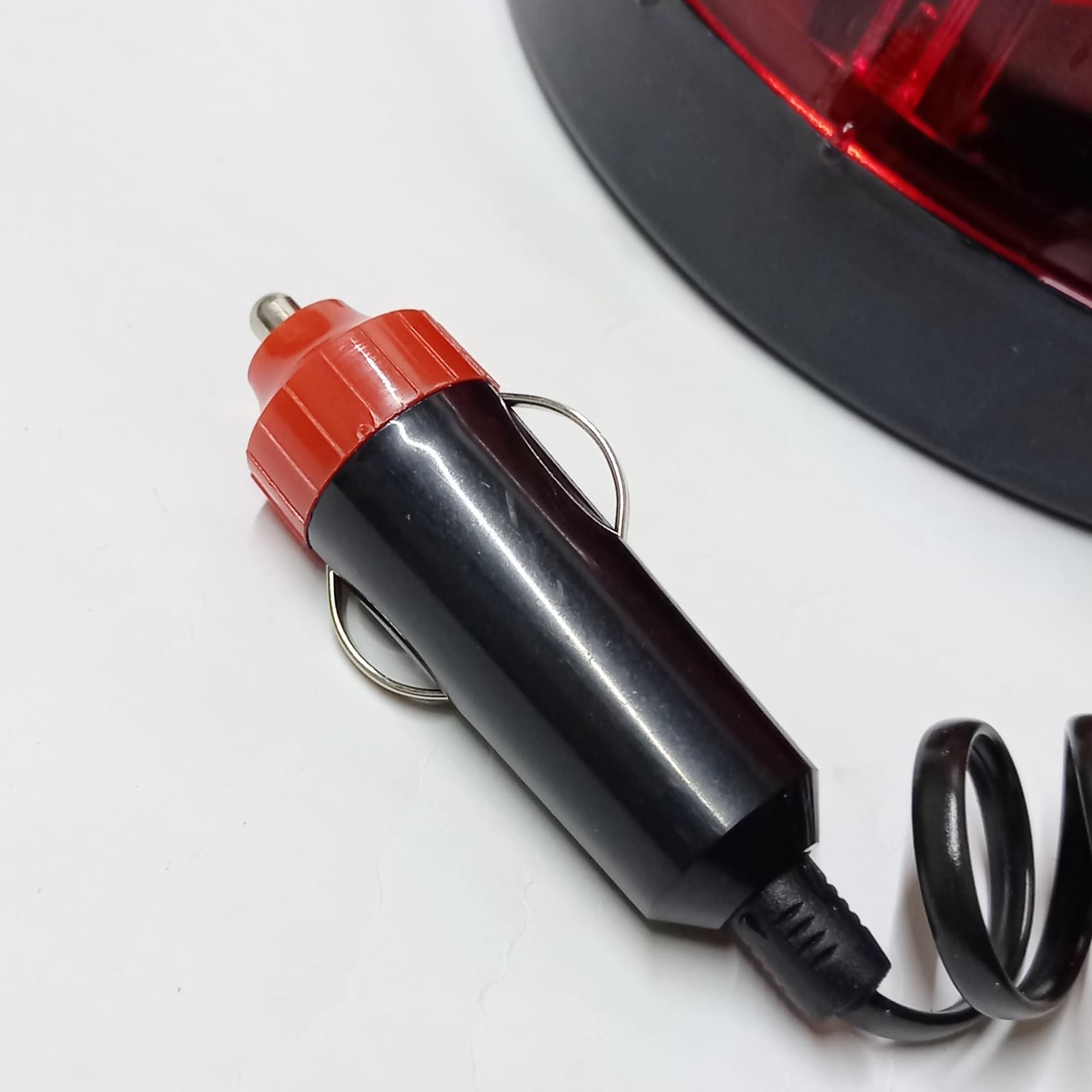 چراغ گردون LED فندکی 12 ولت — تصویر ۵