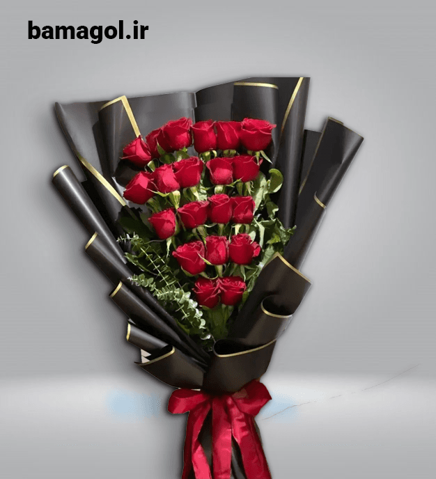 دسته گل مشکی رز کیفیت B طرح ولنتاین کد 0070 — تصویر ۳