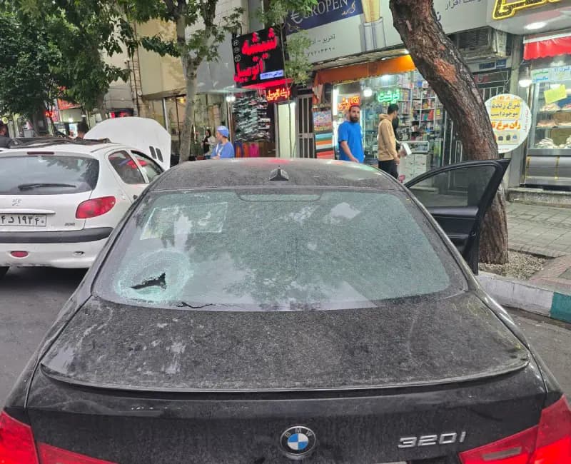 شیشه عقب بی ام و E90 — تصویر ۵