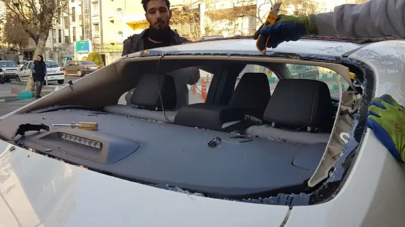 شیشه عقب تویوتا کرولا 2020 – 2024 — تصویر ۷