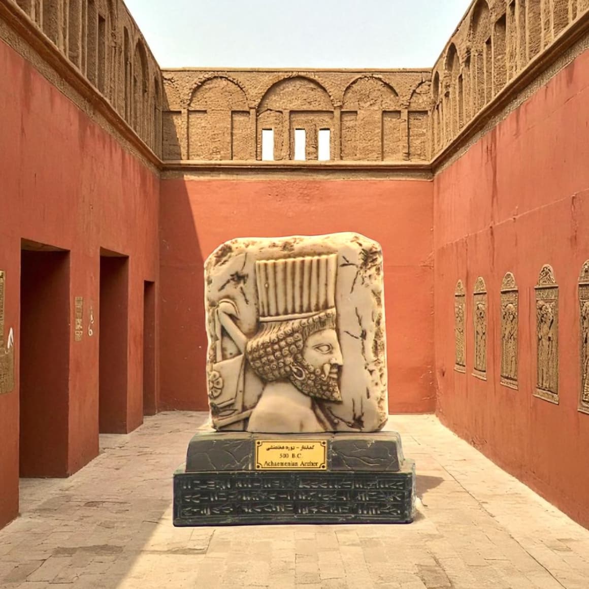 مجسمه پایه دار کماندار کد MO2520 — تصویر ۸