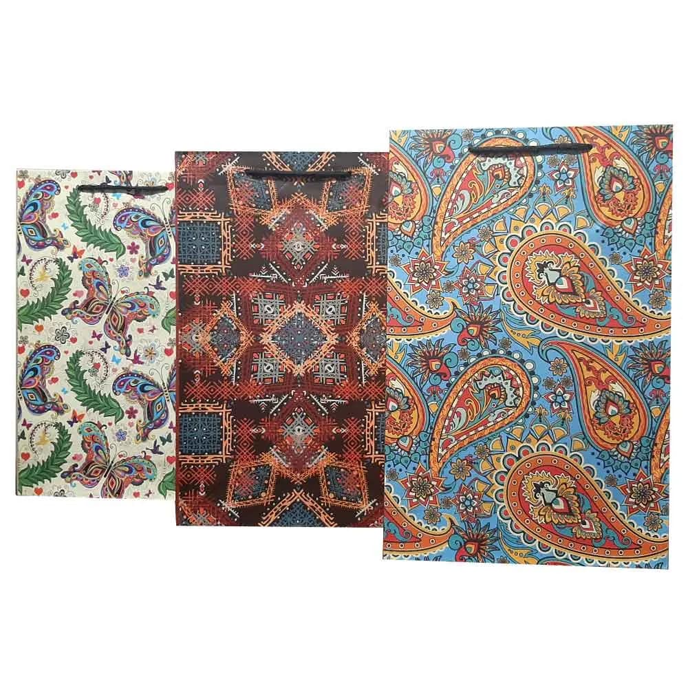 ساک دسته دار کادویی طرح کلاسیک سایز 24 × 37.5 سانتی متر (A4) — تصویر ۴