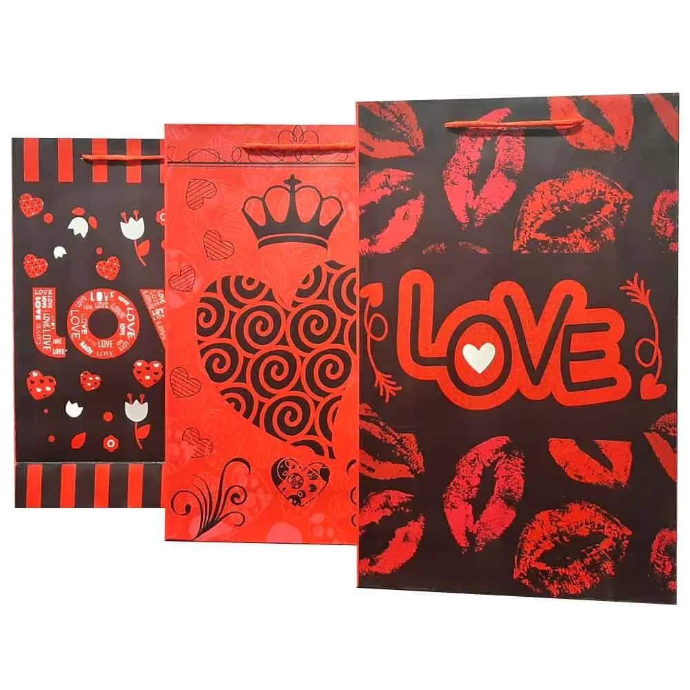 ساک دسته دار کادویی طرح قلب (LOVE) سایز 24 × 37.5 سانتی متر (A4)