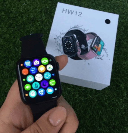ساعت هوشمند HW12 — تصویر ۳