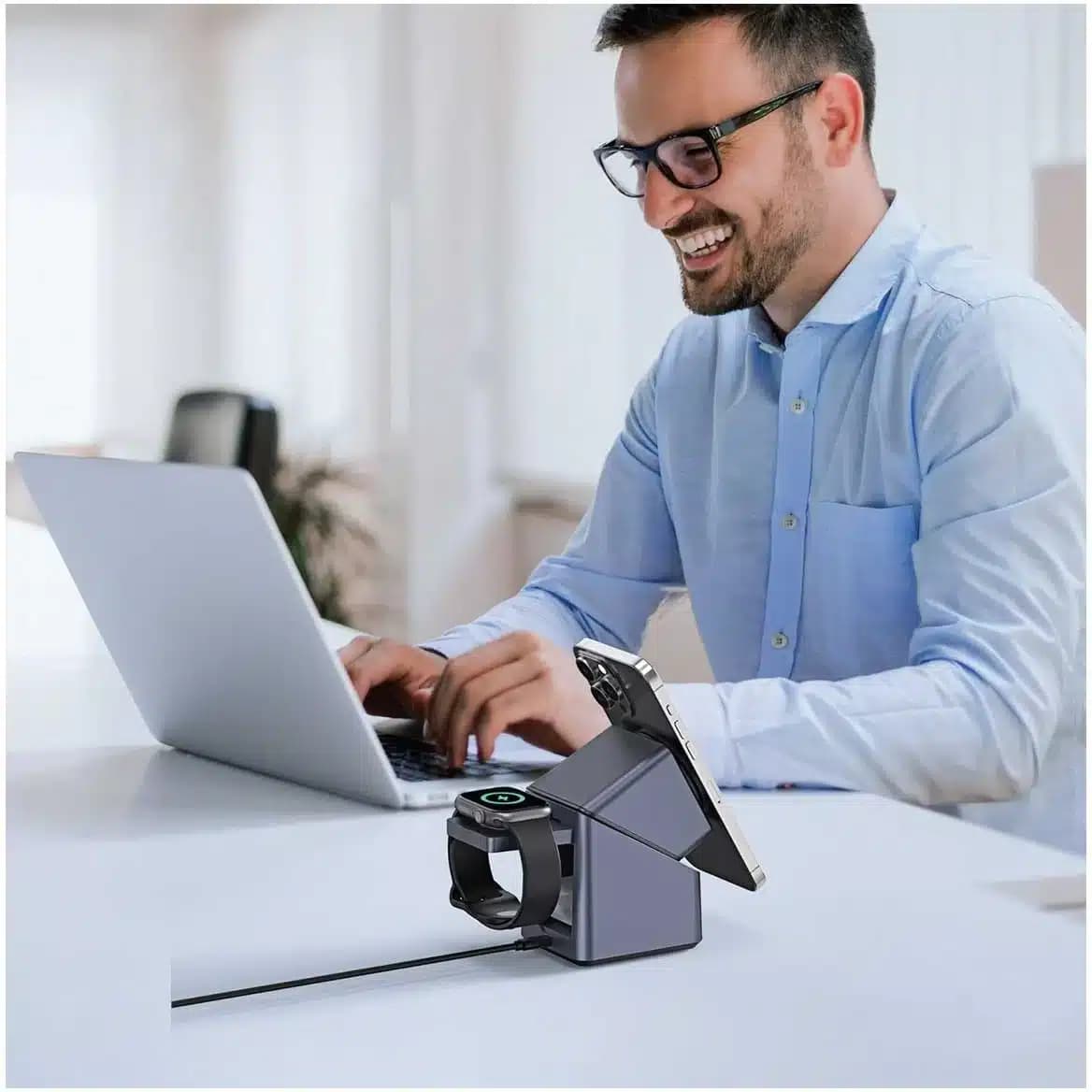 شارژر وایرلس گرین لاین مدل Multi Device 4 ظرفیت 15 وات — تصویر ۳