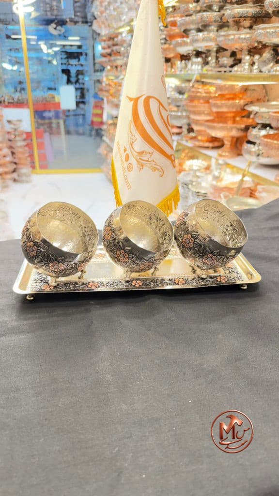 اردو خوری مسی گوی ۳ پایه