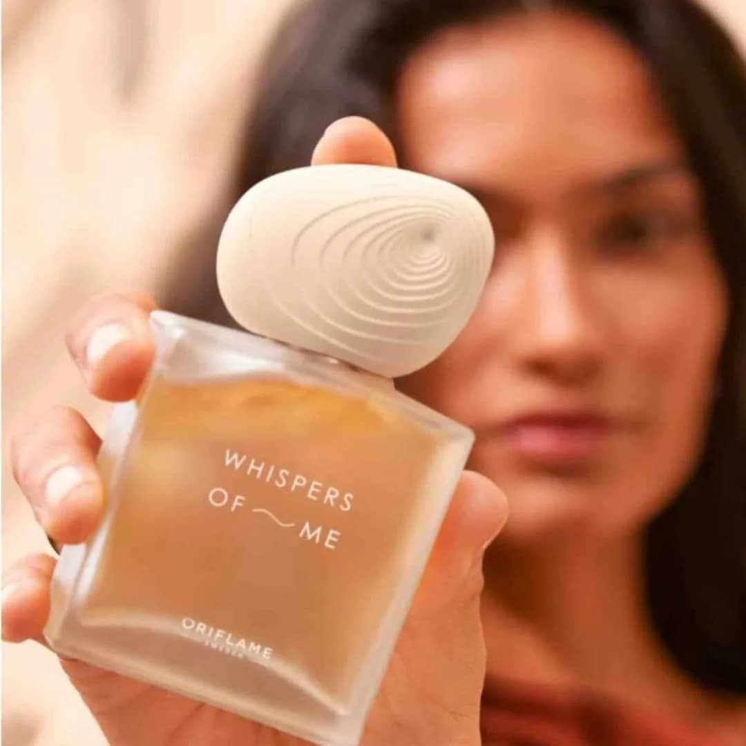 عطر پرفیوم زنانه ویسپرز آف می اوریفلیم Whispers Of Me Eau de Parfum — تصویر ۶