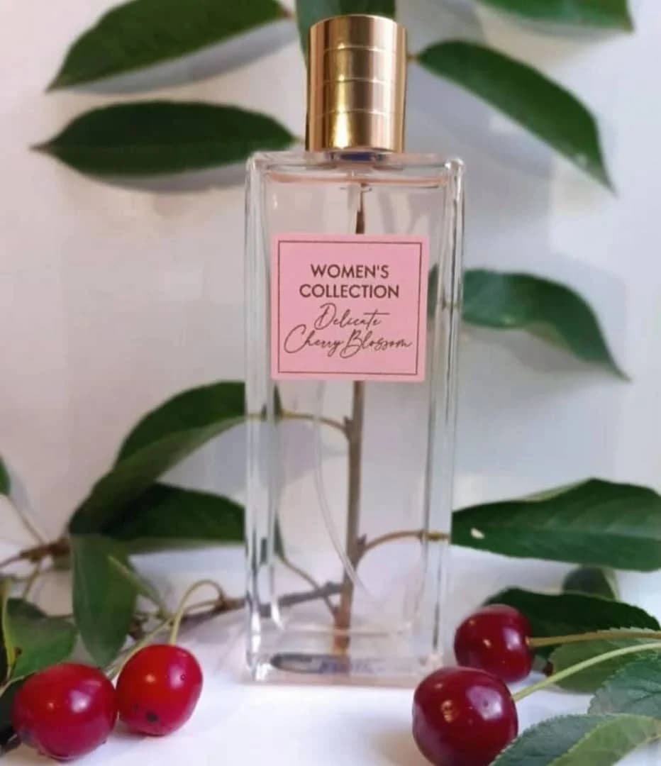 عطر زنانه وومنز کالکشن دلیکیت چری بلاسم Woman’s Collection Delicate Cherry Blossom — تصویر ۱۰