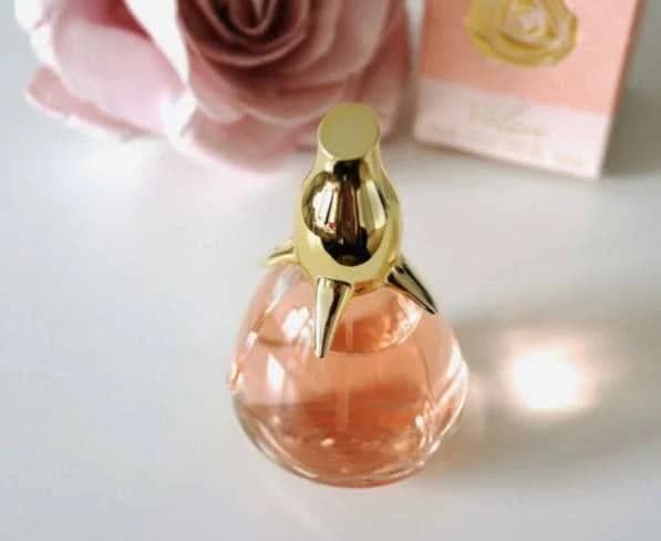 ادوپرفیوم زنانه ولار گل رز اوریفلیم VOLARE Eau de Parfum — تصویر ۶