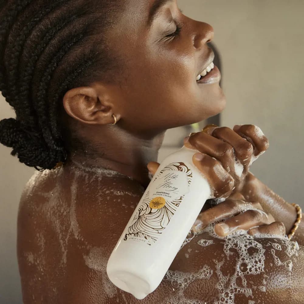 شامپو بدن شیر و عسل اوریفلیم Milk & Honey Gold Shower Cream — تصویر ۳