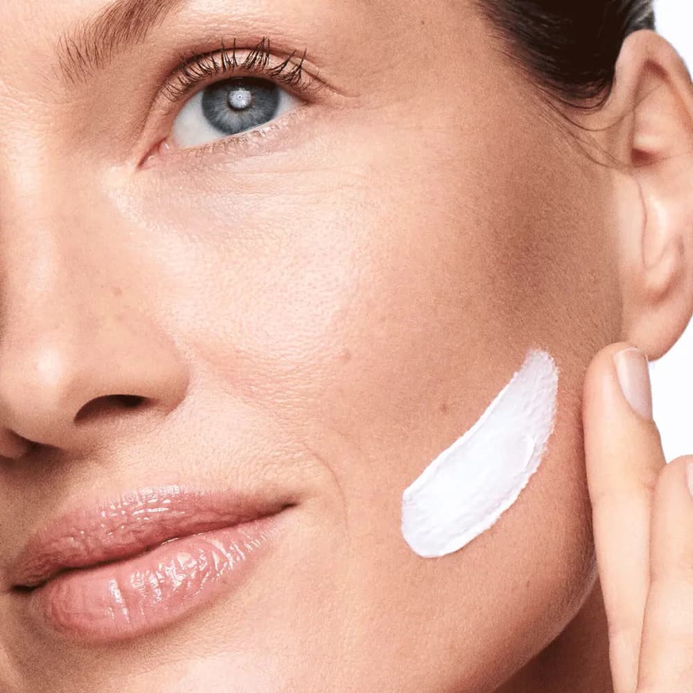 کرم شب ضد پیری ایج ریوایو اپتیمالز اوریفلیم Age revive optimals Night Cream — تصویر ۷