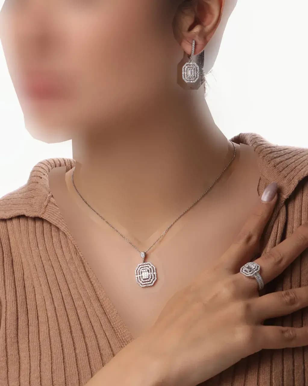 نیم ست نقره زنانه جی تی ای (بدون زنجیر) کد sv-277