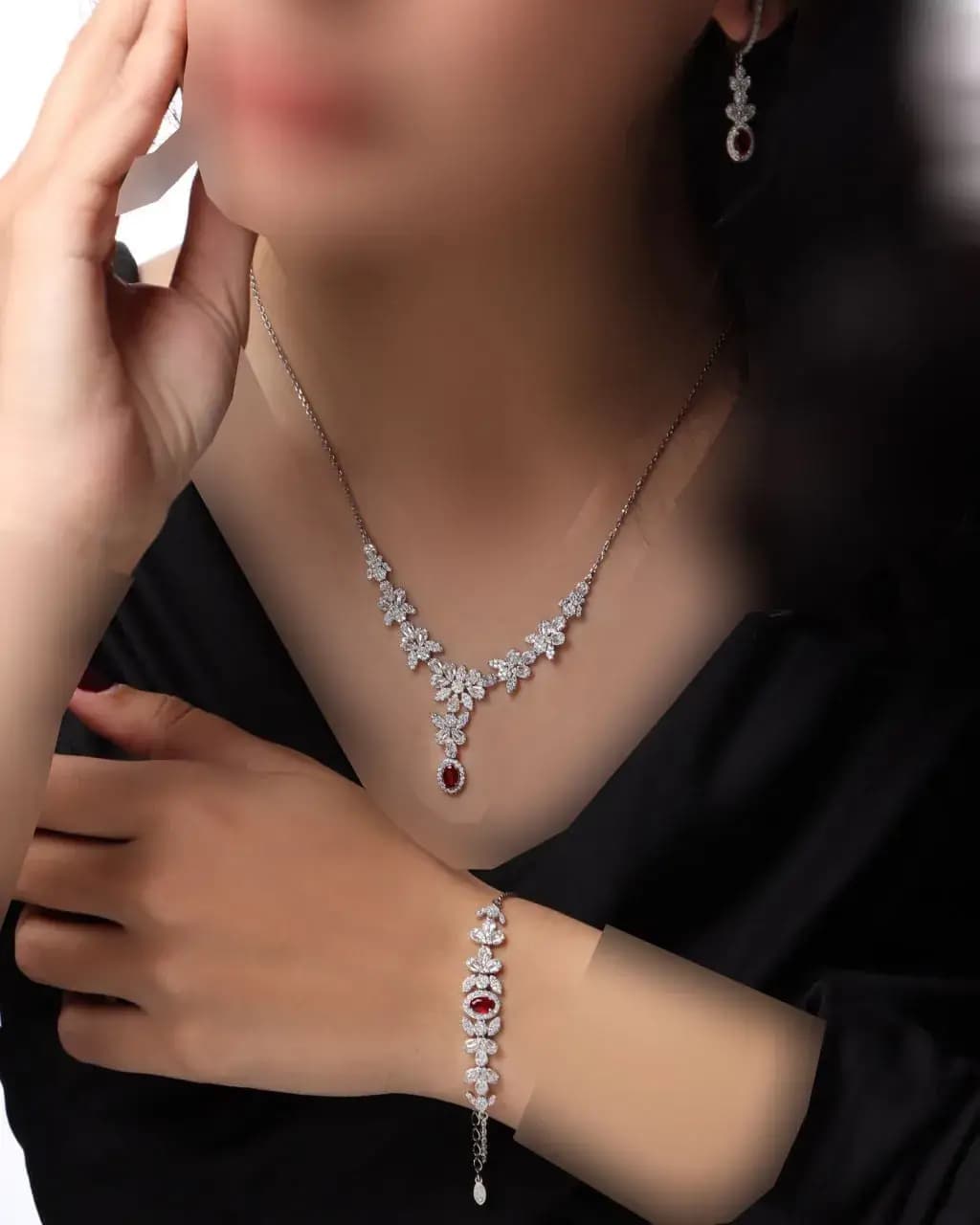 سرویس نقره زنانه جی تی ای طرح جی نایس کد sv-213