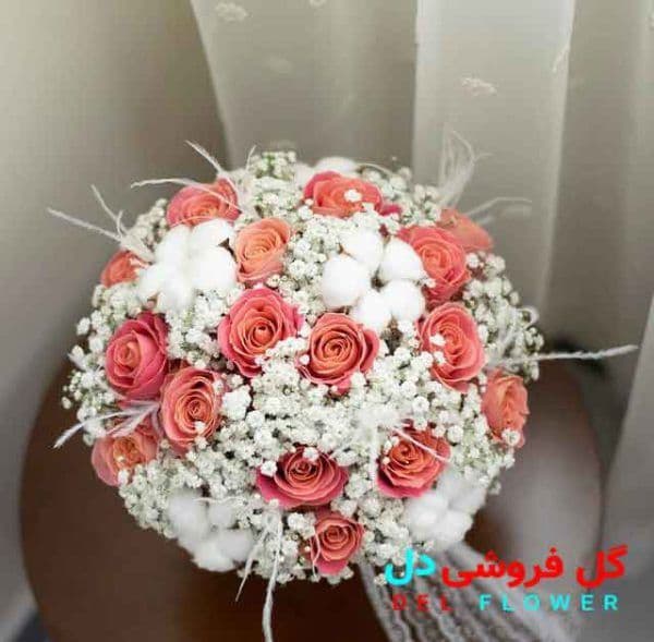 دسته گل عروس رز مینیاتوری 622