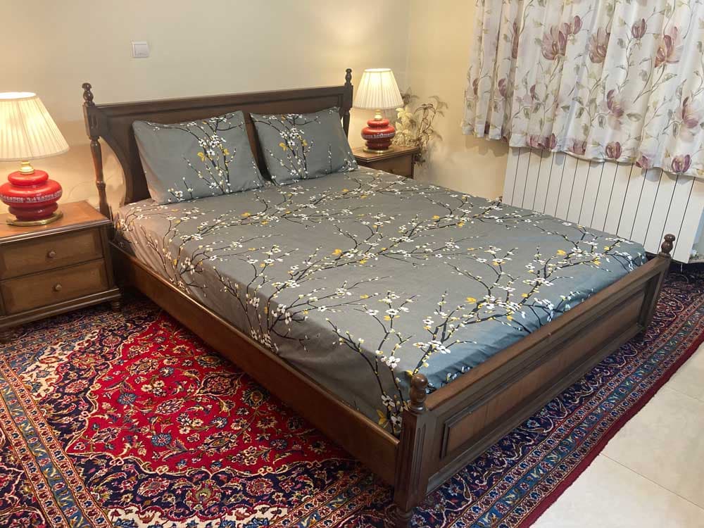 روتختی کشدار تخت دونفره ترک طرح زنبق (طوسی) کد 140006181 — تصویر ۵