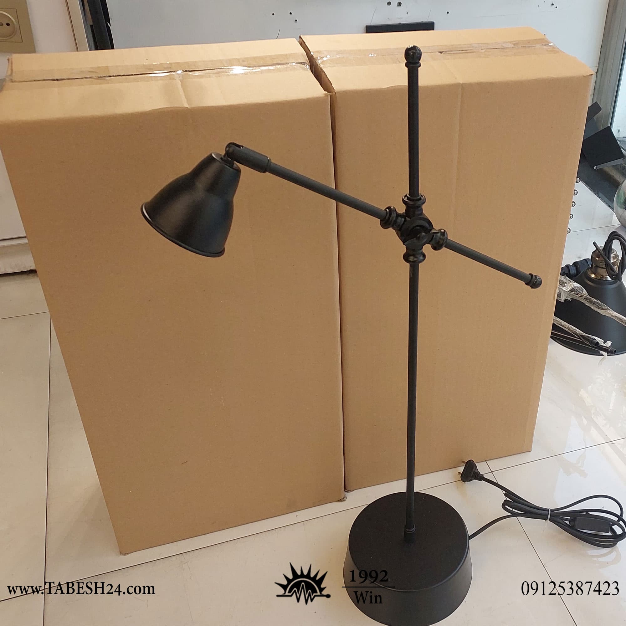 چراغ مطالعه هالوژن و چراغ رومیزی — تصویر ۹