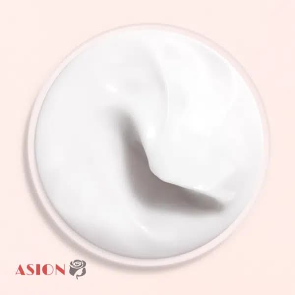 کرم آبرسان و مرطوب کننده هیدراژنیست لیراک — تصویر ۳