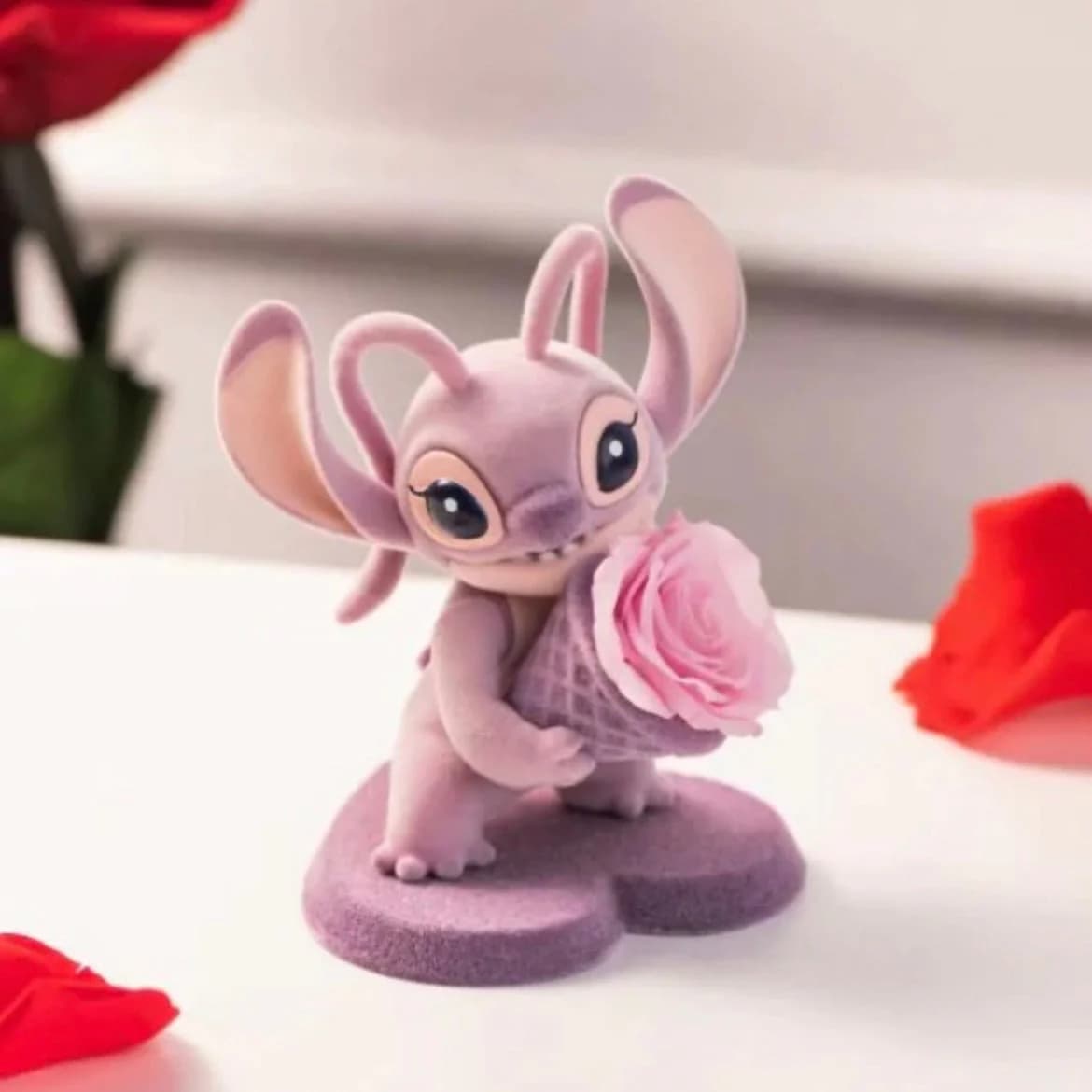 فیگور شخصیت‌های دیزنی Disney Character طرح ولنتاین مبارک Happy Valentines مجموعه 7 عددی — تصویر ۱۰