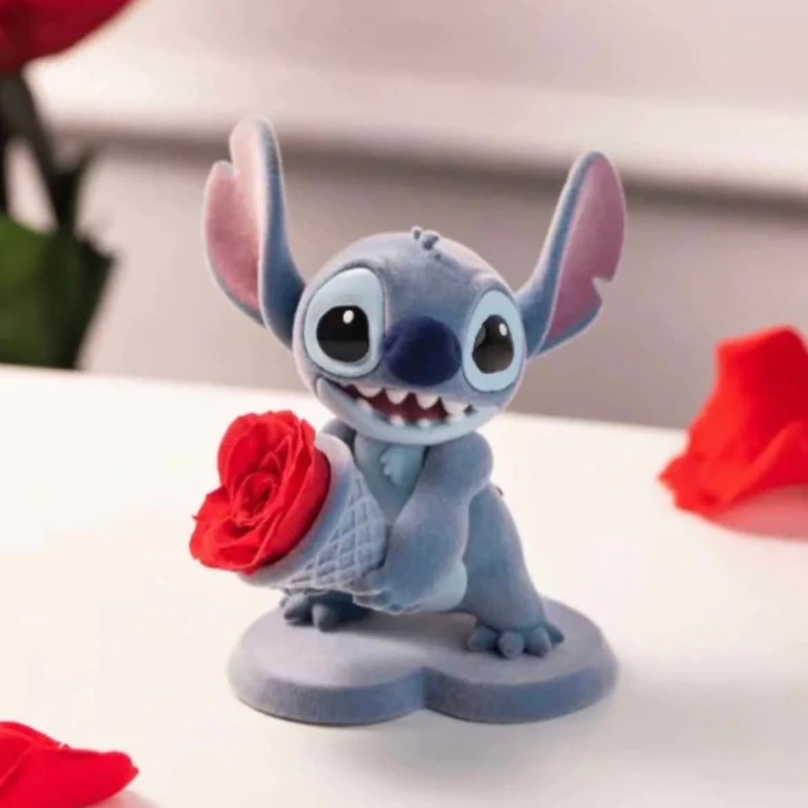 فیگور شخصیت‌های دیزنی Disney Character طرح ولنتاین مبارک Happy Valentines مجموعه 7 عددی — تصویر ۸