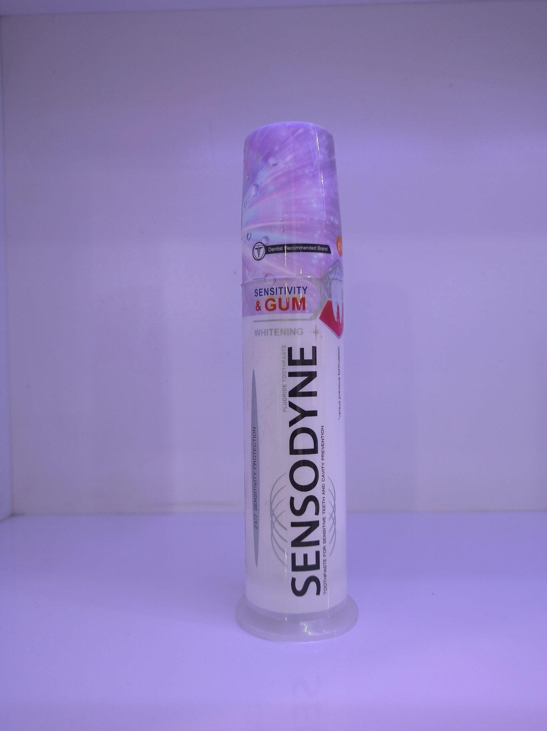 خمیردندان پمپی سنسوداین SENSODYNE مدل Sensitivity & Gum & whitening برای دندان های حساس حجم 100 میل