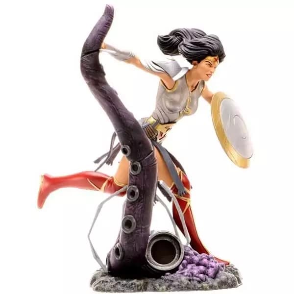 فیگور زن شگفت‌ انگیز Wonder Woman سری دی سی DC — تصویر ۱۰