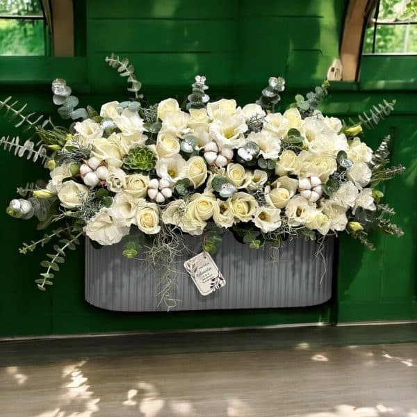 ارسال گل طبیعی برای مدرسه باهنر تهران