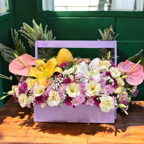 ارسال گل طبیعی برای مدرسه ابوریحان تهران