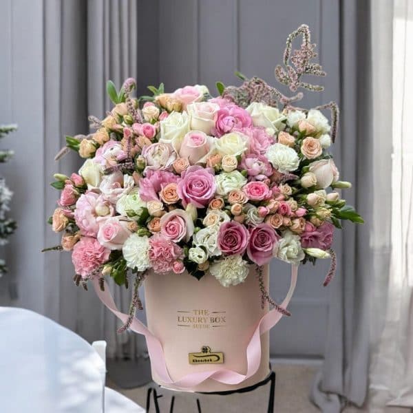 ارسال گل طبیعی برای خانه معلم اکباتان تهران