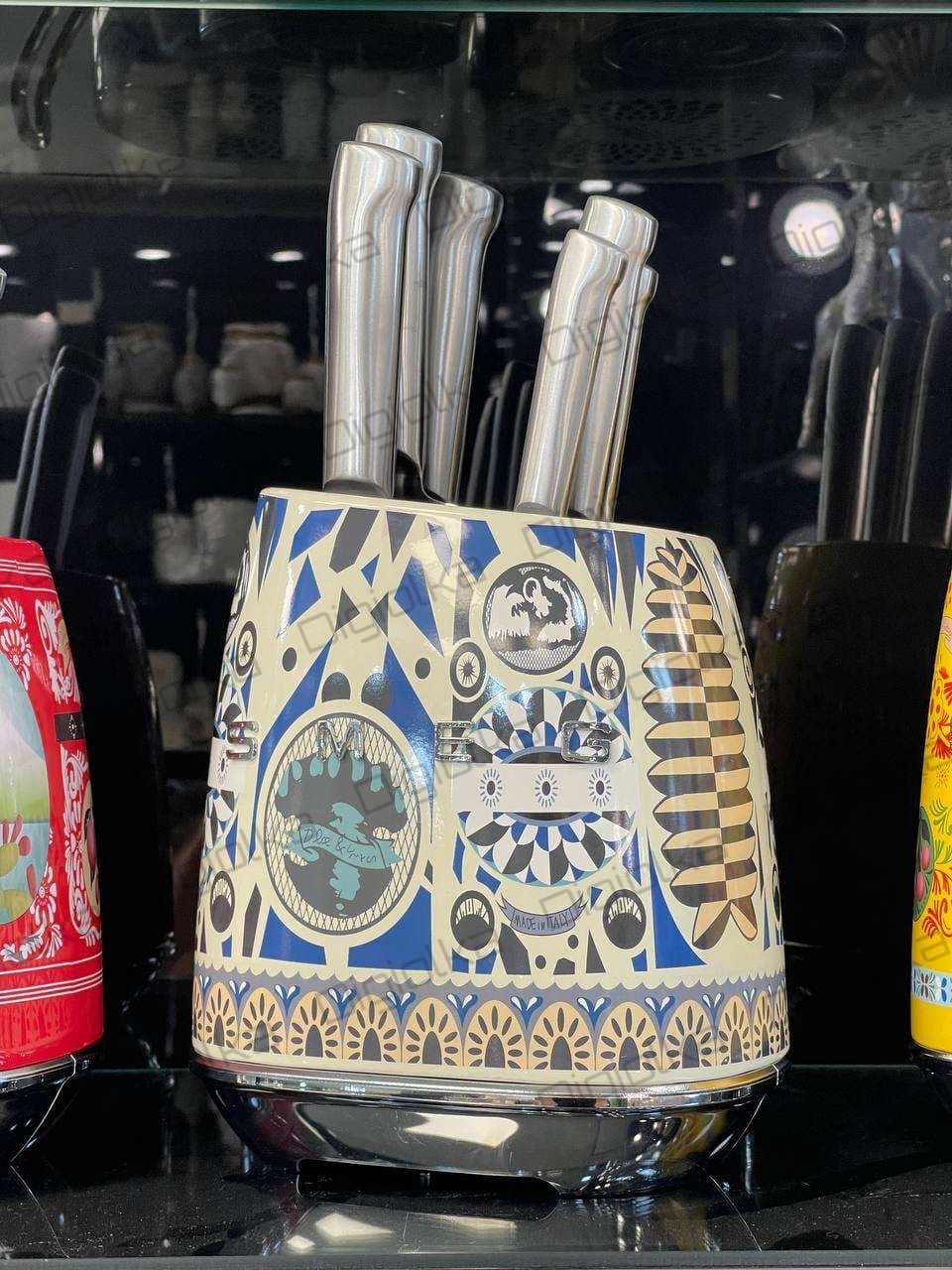 سرویس چاقو 7 پارچه اسمگ (SMEG) طرح دولچه گابانا — تصویر ۱۲