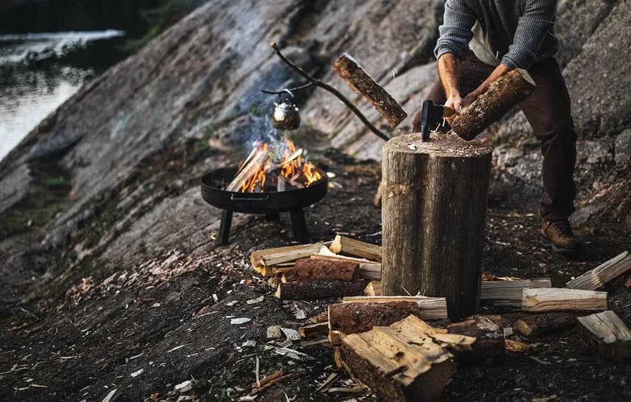 تبر دسته چوبی فیسکارس مدل Fiskars Norden Chopping Axe N12 — تصویر ۶