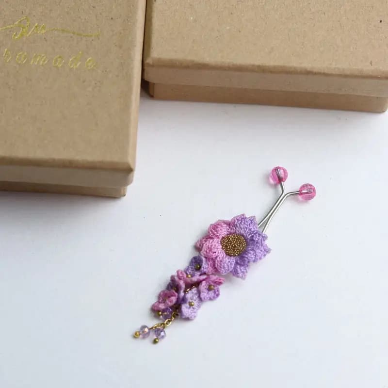 گیره روسری گل 6 پر کد 806 — تصویر ۲