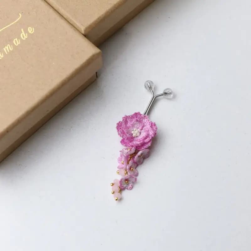 گیره روسری گل پیونی کد 801