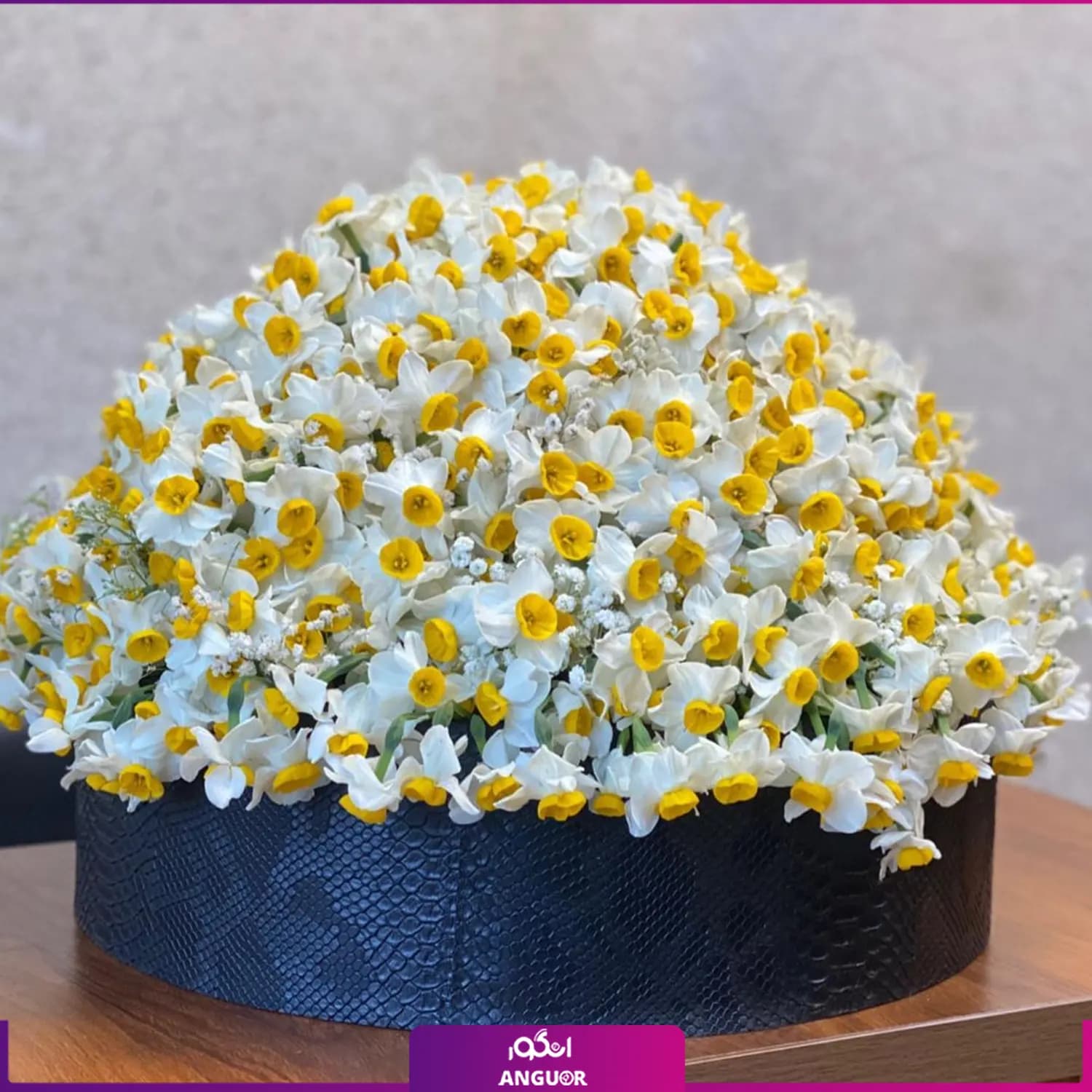 باکس گل نرگس 200 شاخه‌ای — تصویر ۲