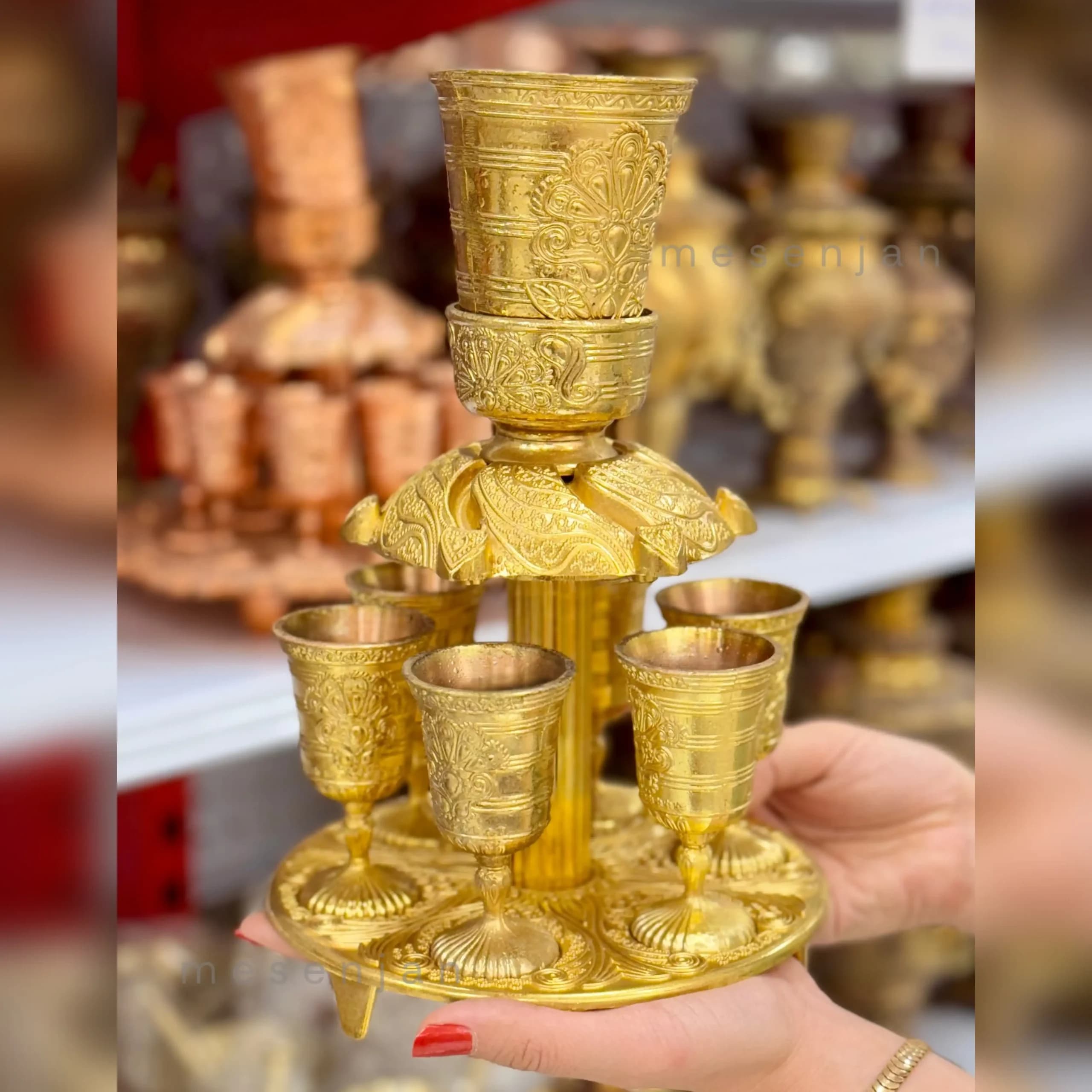 پیک میجر طلایی | پیمانه اندازه‌گیری لوکس و دقیق برای آشپزخانه مدرن — تصویر ۳