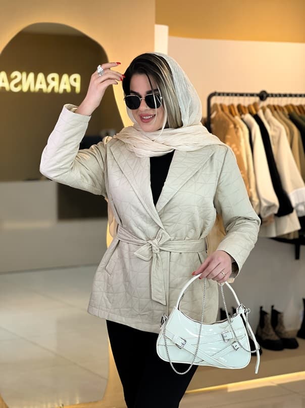 بارانی کوتاه کرم 010203 — تصویر ۵