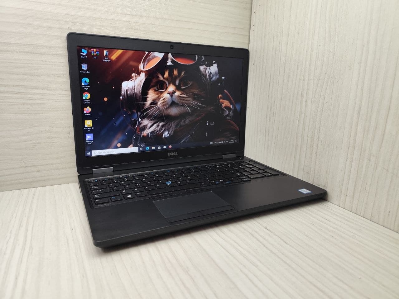 لپ تاپ استوک دل Dell Precision 3520 — تصویر ۳
