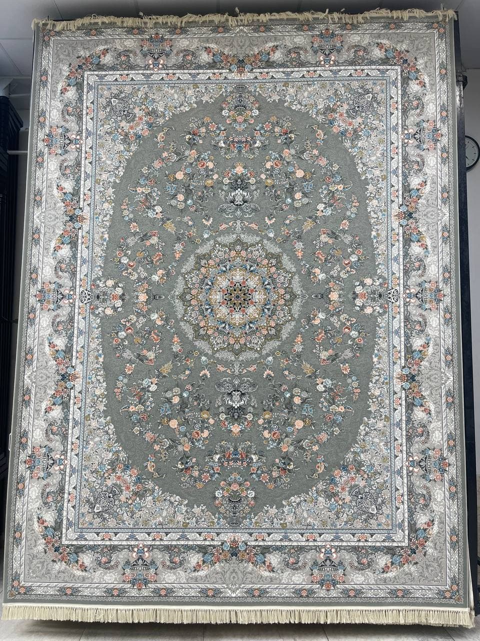 فرش مشهد 1200 شانه تراکم 3600 نقشه 802100U سرمه ای تمام آکریلیک — تصویر ۵
