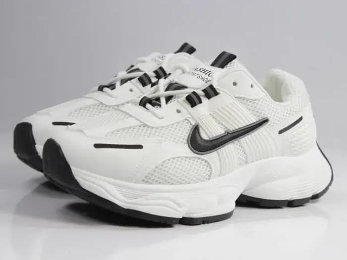کتونی زنانه Nike queen | نایک کوئین