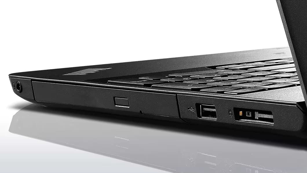 لپ تاپ لنوو 15.6 اینچ E560 مدل Lenovo ThinkPad E560 i3 نسل6 — تصویر ۶