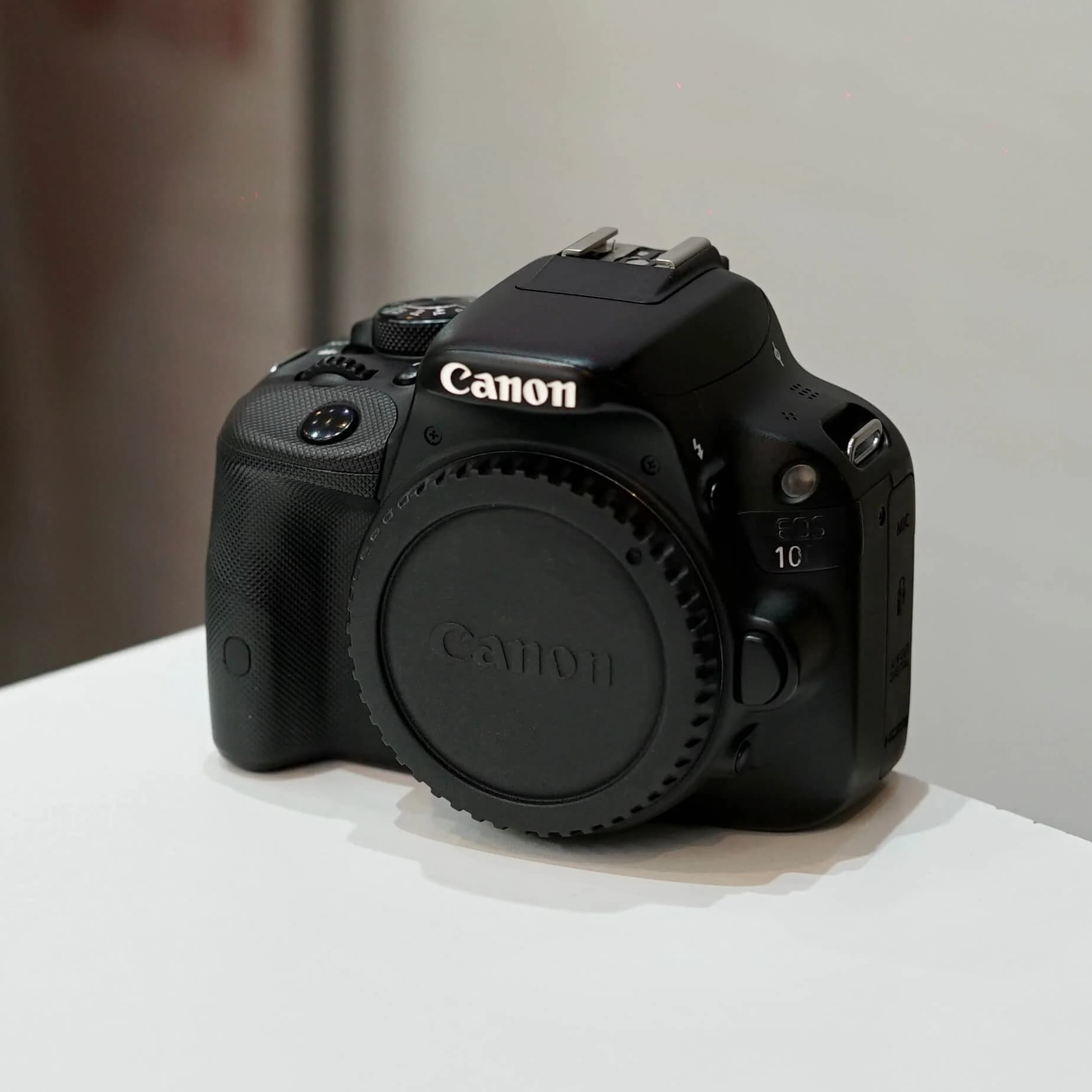 دوربین Canon 100D body — تصویر ۲