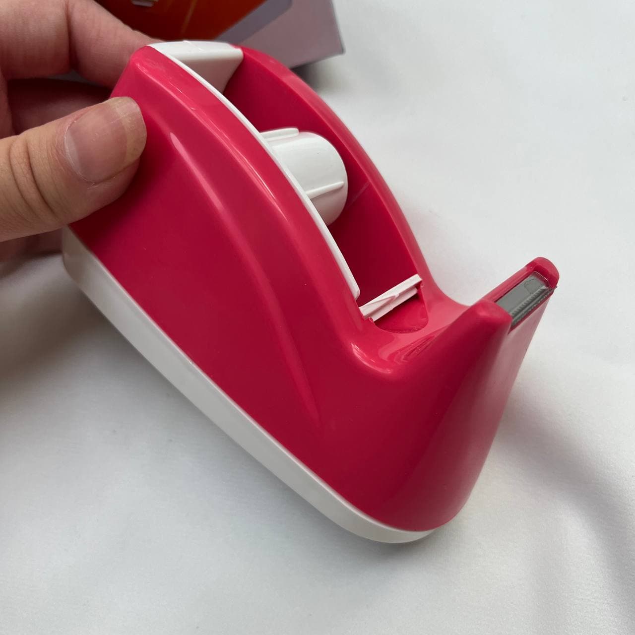 پایه چسب نواری رنگ قرمز — تصویر ۲