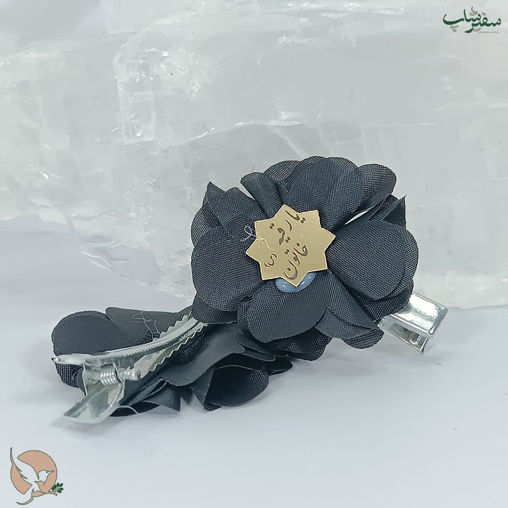 گل سرمشکی طرح گلبرگ